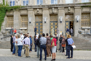 Group of visitors in front of the entrance to the German National Library in Leipzig